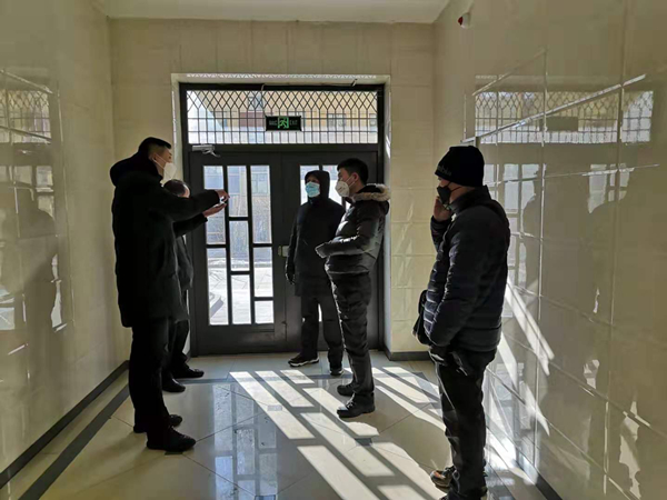 04.利国娱乐国际老牌w66物业敦化分公司接待外地向导调研_副本.jpg