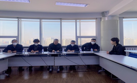 3向阳区人大常委会副主任韩希光一行莅临利国娱乐国际老牌w66集团视察调研_副本.jpg