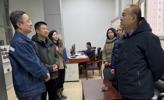 2024年1月17日，，，，，区人大常委会副主任徐景宝一行莅临供热总公司调研走访_副本.jpg